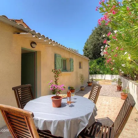 Vakantiehuis L'amandier -le Figuier-les Lauriers Roses