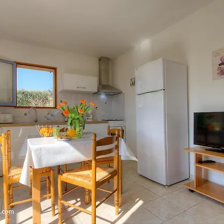 Holiday home L'amandier -le Figuier-les Lauriers Roses