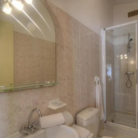 L'amandier -le Figuier-les Lauriers Roses Holiday home