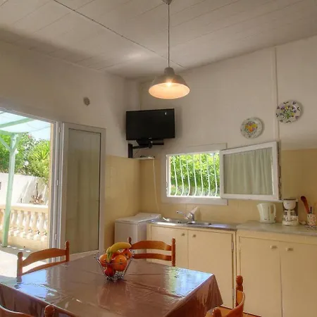 Vakantiehuis L'amandier -le Figuier-les Lauriers Roses *