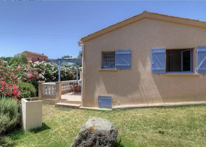 L'amandier -le Figuier-les Lauriers Roses Holiday home