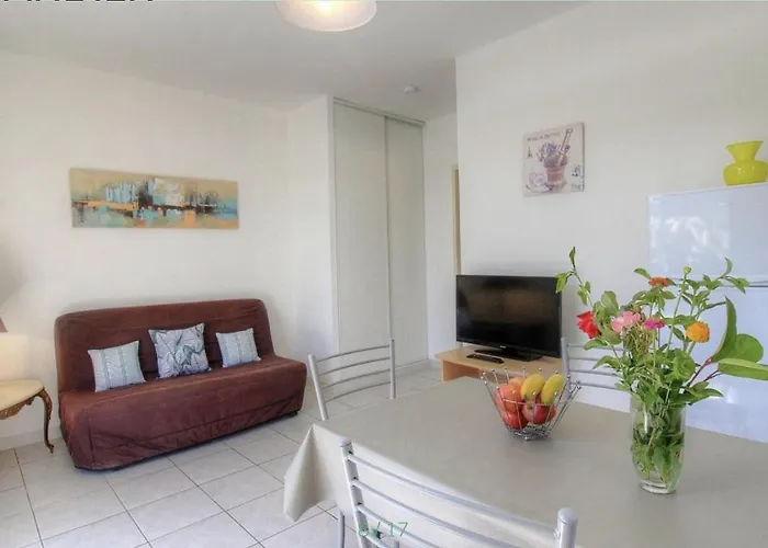 L'amandier -le Figuier-les Lauriers Roses Holiday home