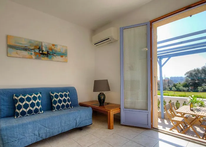 L'amandier -le Figuier-les Lauriers Roses *